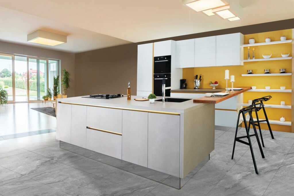 pexels-saviesa-home-1098995-2089698 Cuisine blanche luxe